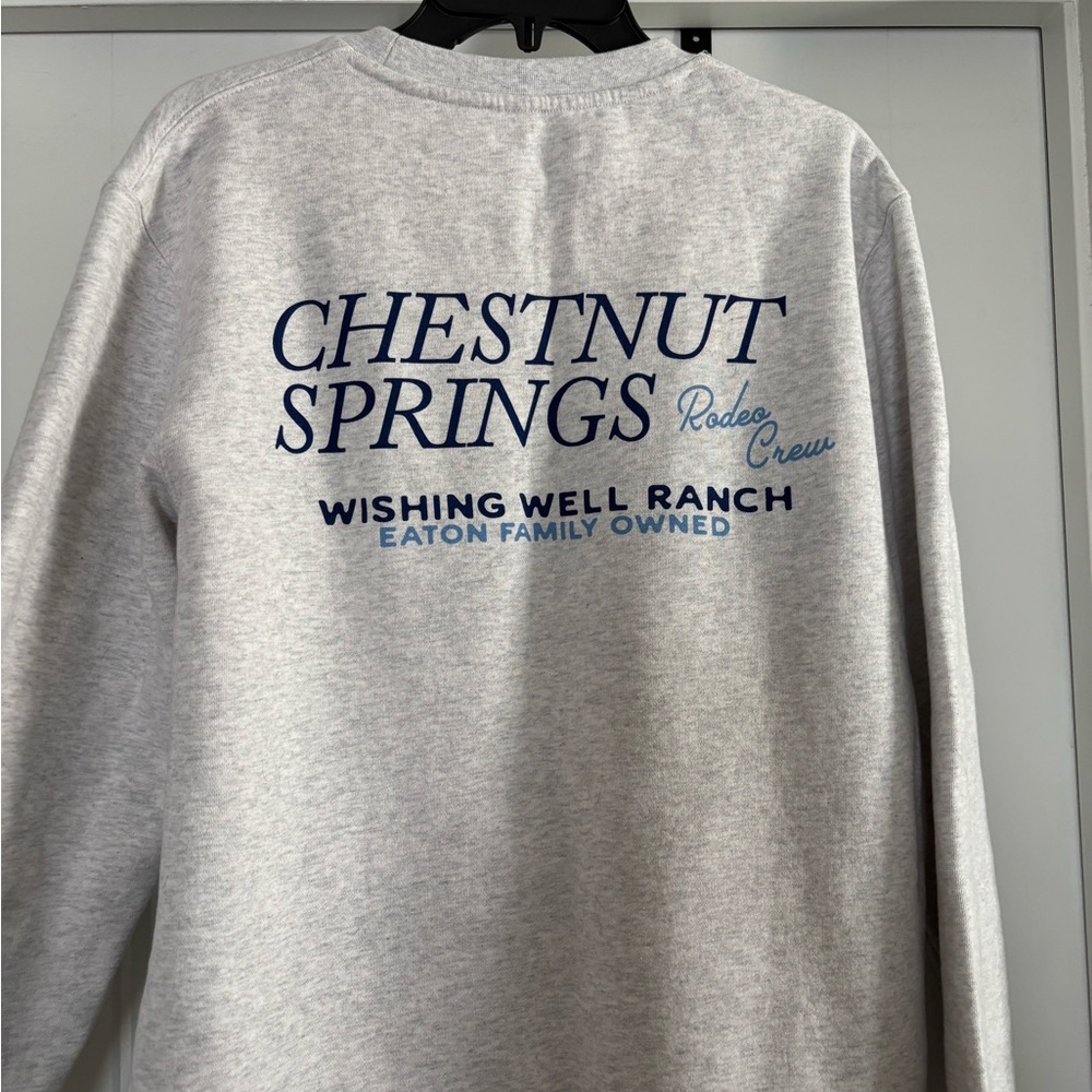 Literary Crew Chestnut Springs Crewneck